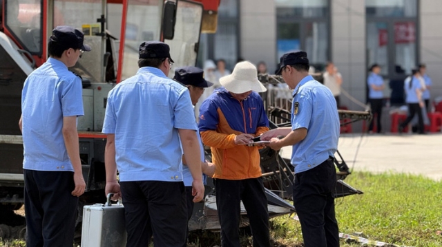 實戰練兵護航“三夏”生產 | 市農機事故應急演練在如東舉行